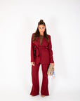 Tailleur con cintura bordeaux