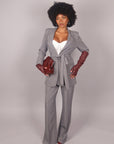 Tailleur gessato con cintura grigio