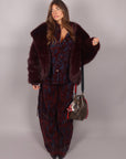 Pelliccia bordeaux con cappuccio
