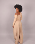 Maglia con spalla scoperta beige