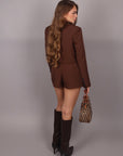 Coordinato giacca crop e shorts marrone