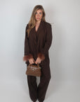 Tailleur con piume Brown