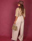 T-shirt over con spalline beige