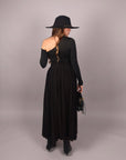 Maglia con spalla scoperta nera