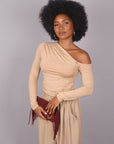 Maglia con spalla scoperta beige