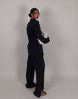 Tailleur gessato con cintura blu navy