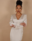 Dress the queen beige