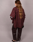 Camicia a quadri bordeaux con maniche removibili