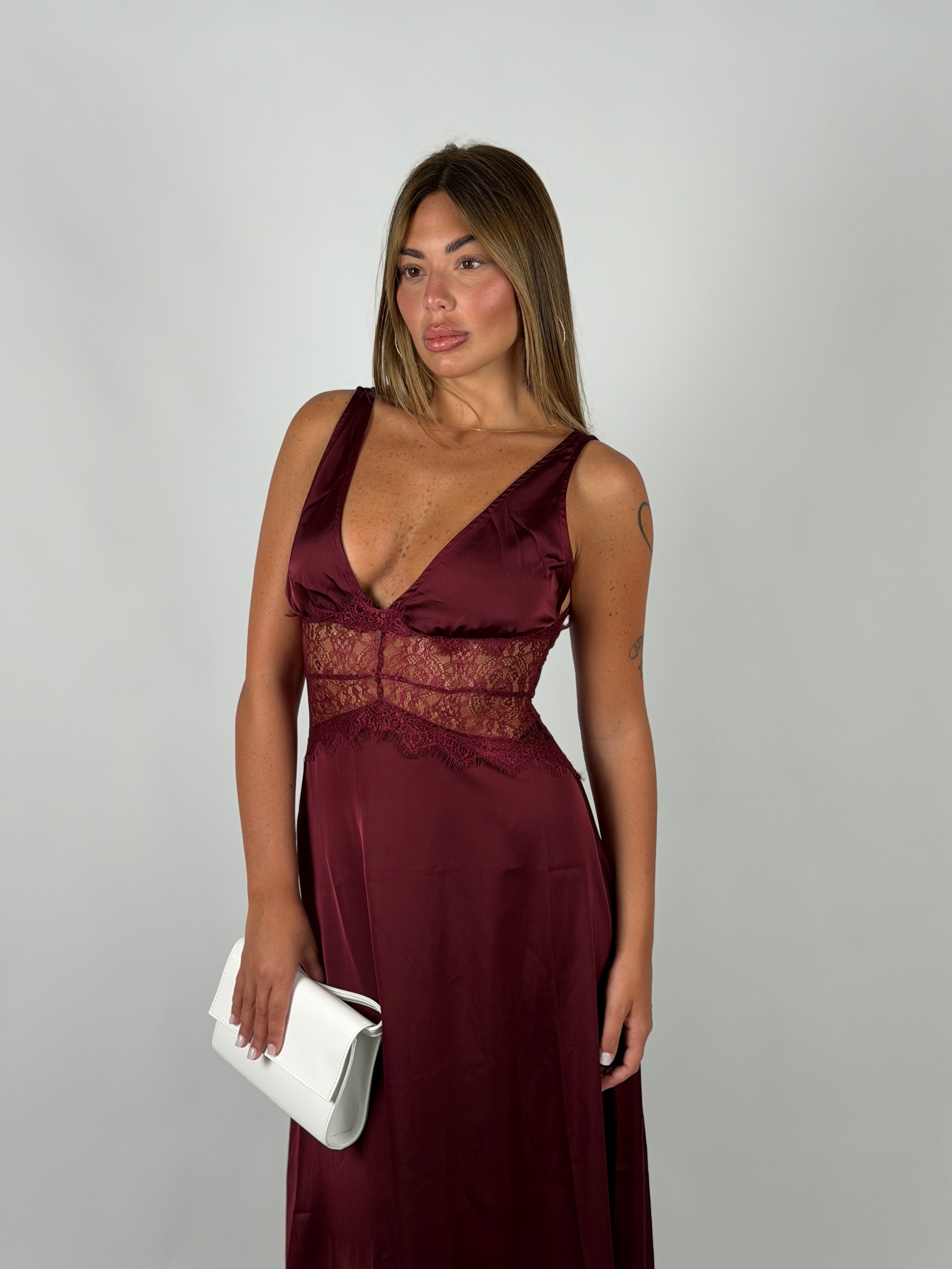 Dress in raso e pizzo bordeaux