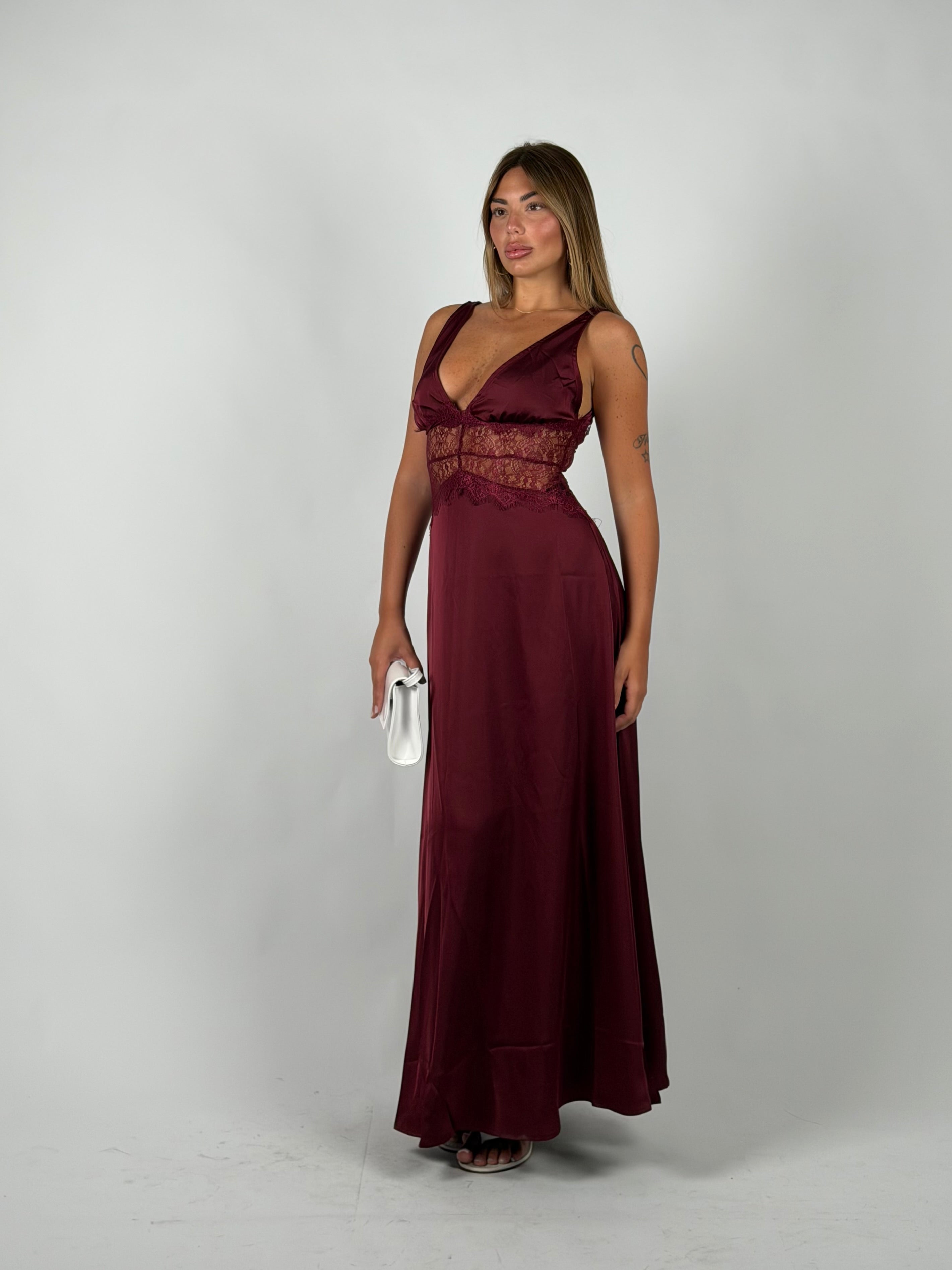 Dress in raso e pizzo bordeaux
