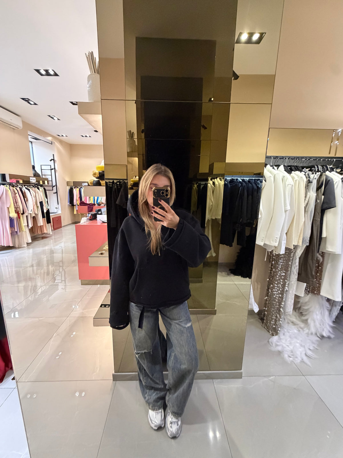 Felpa street style nera