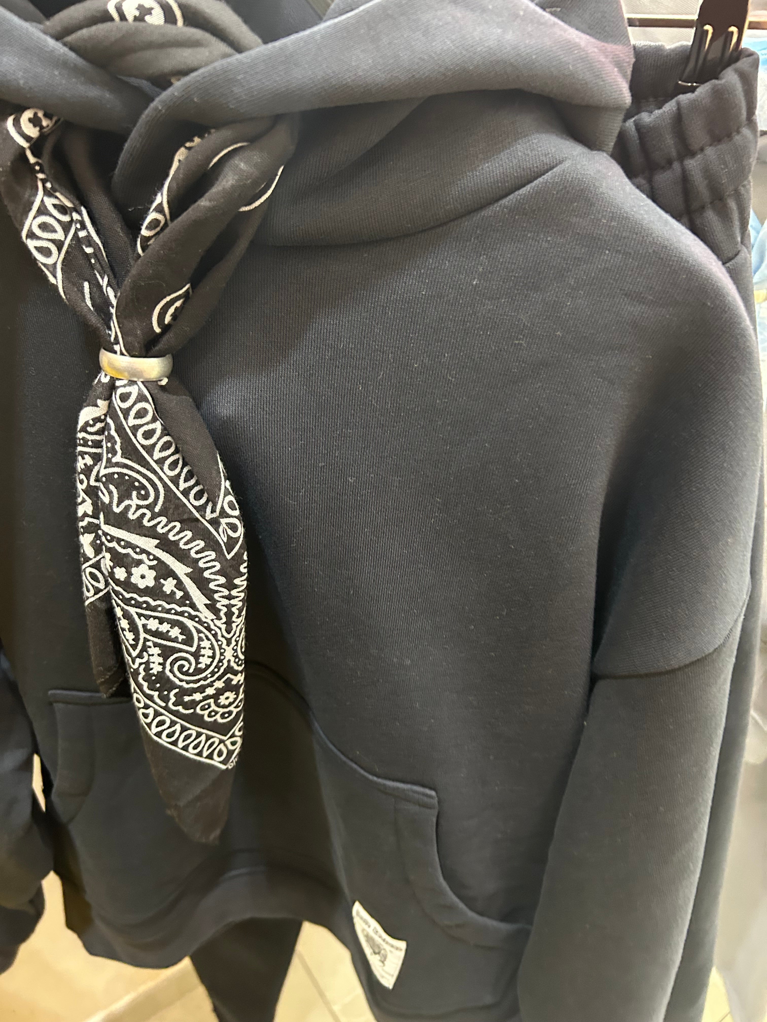 Coordinato tuta con foulard