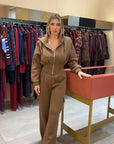 Jumpsuit cargo marrone