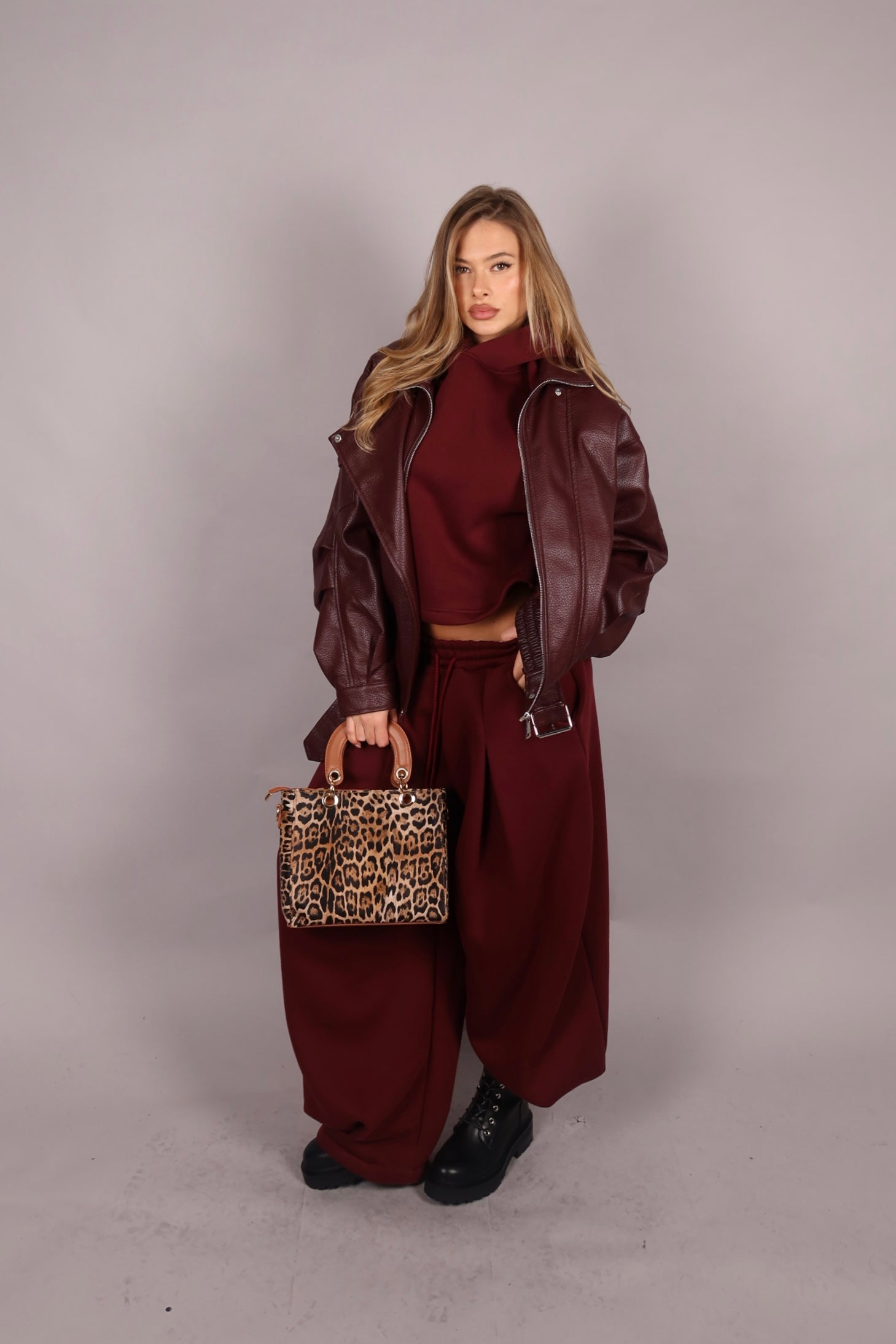 Chiodo over con cintura bordeaux