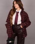 Camicia a quadri bordeaux con maniche removibili