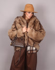 Pelliccia beige sfumata con cappuccio