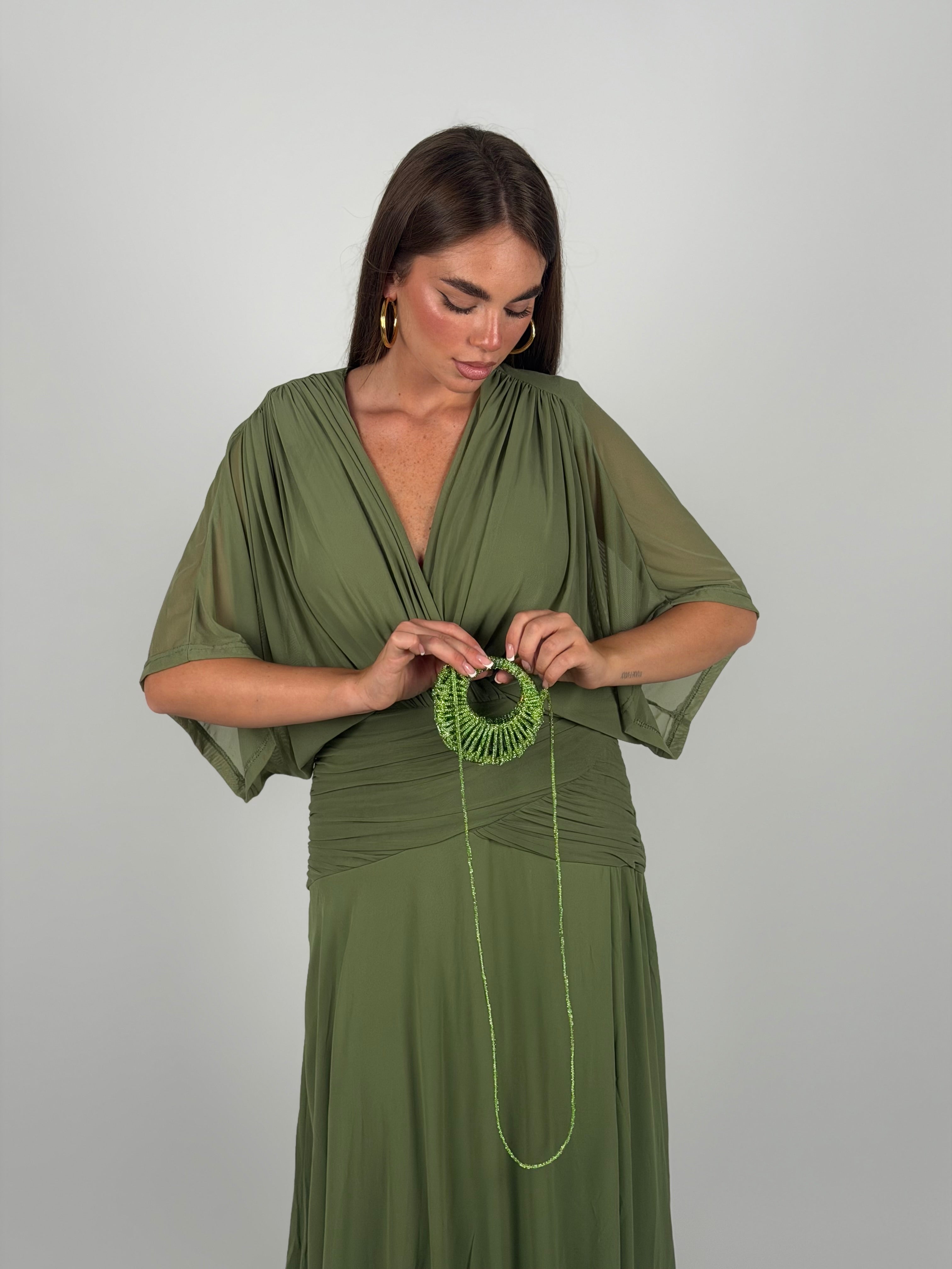Dress in chiffon curvy verde