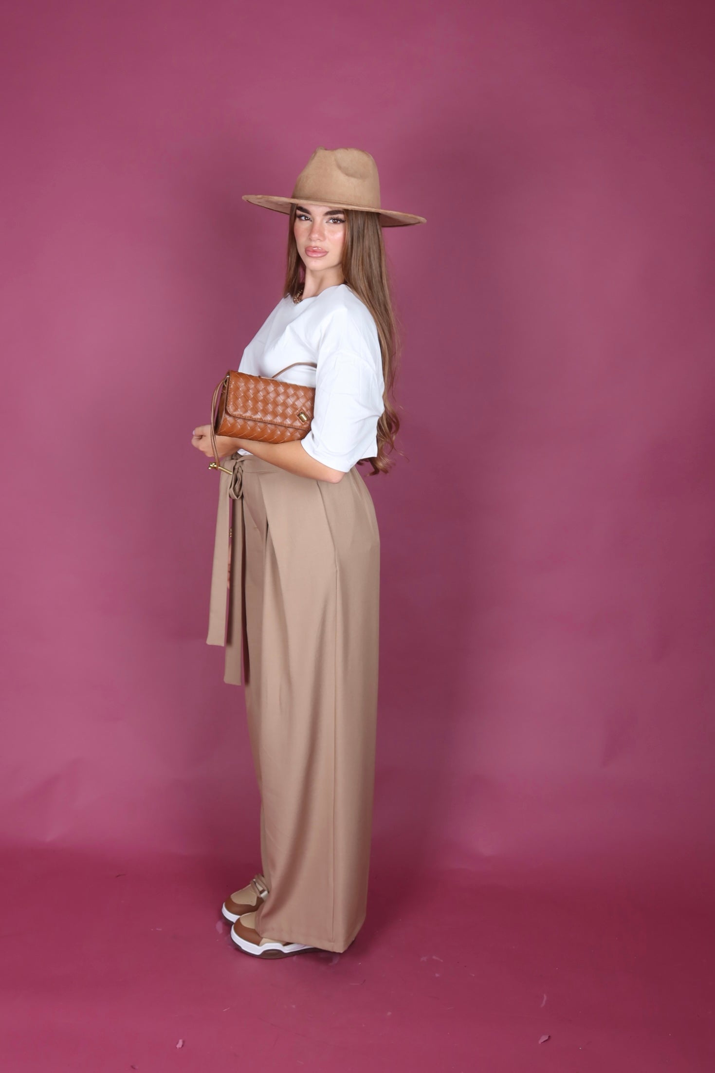 Pantalone palazzo con fiocco fango