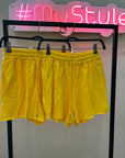 Shorts in felpa giallo