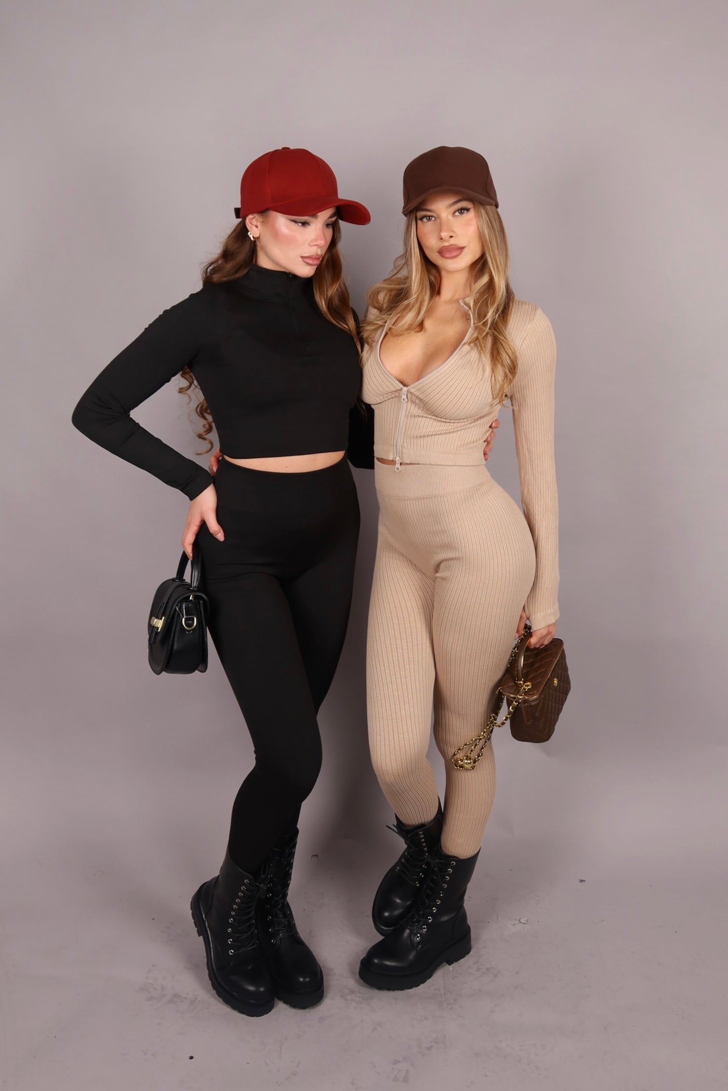 Set yoga con zip beige