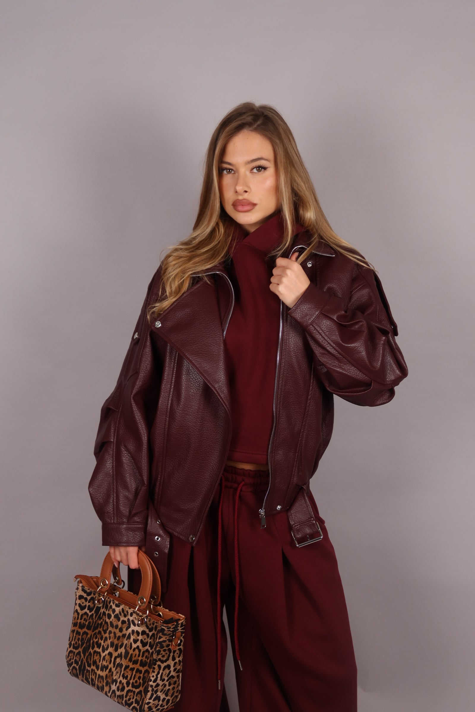 Chiodo over con cintura bordeaux