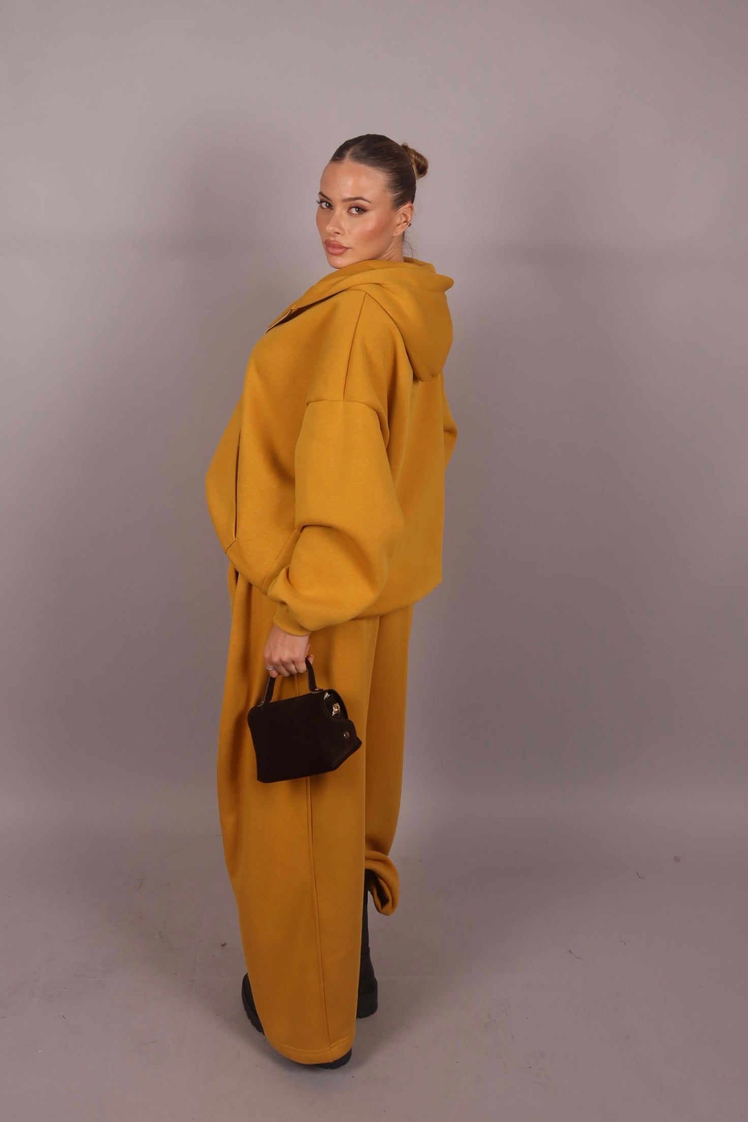 Coordinato di tuta just west pantalone palazzo senape