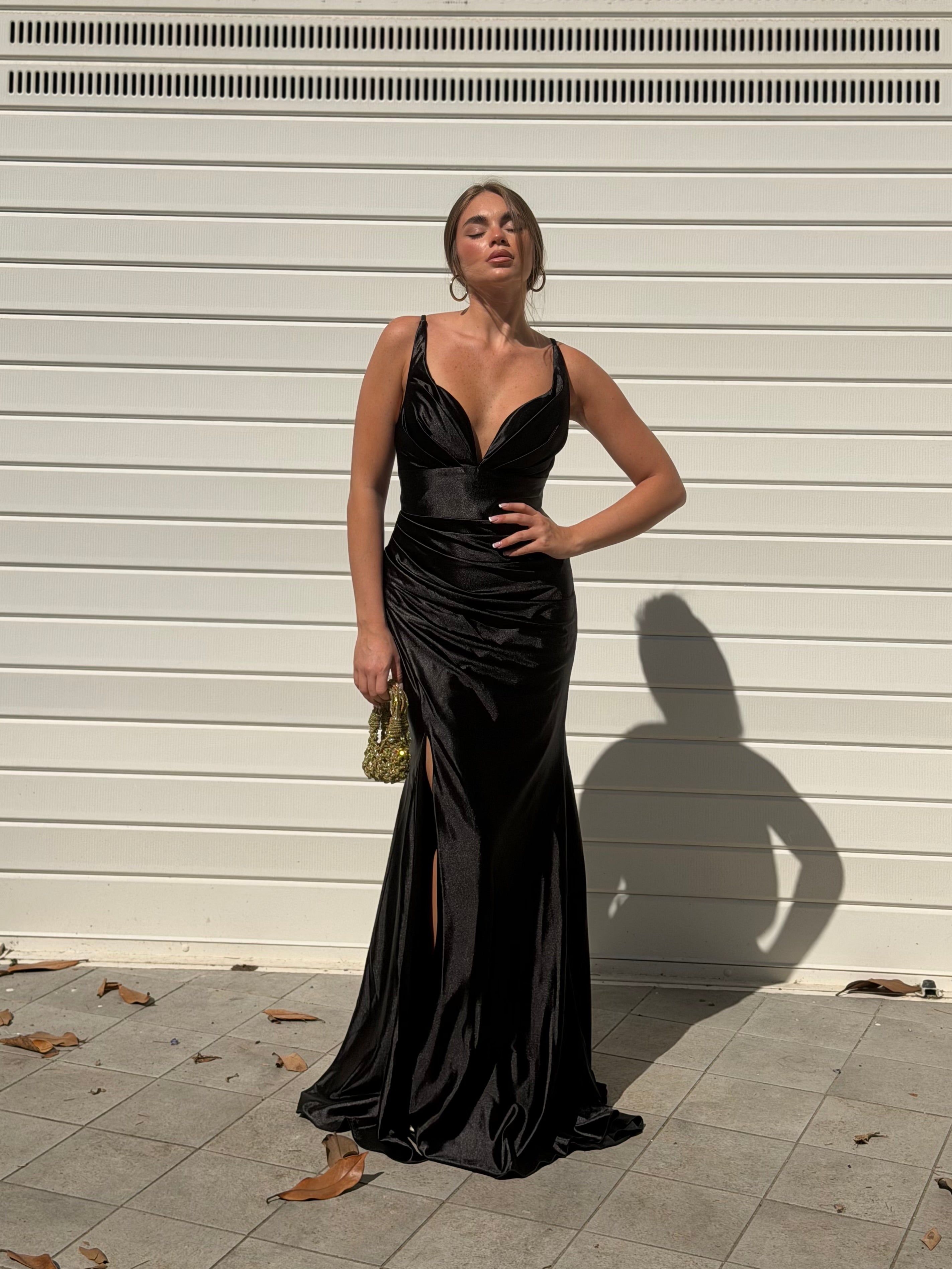 Dress elegant in raso nero