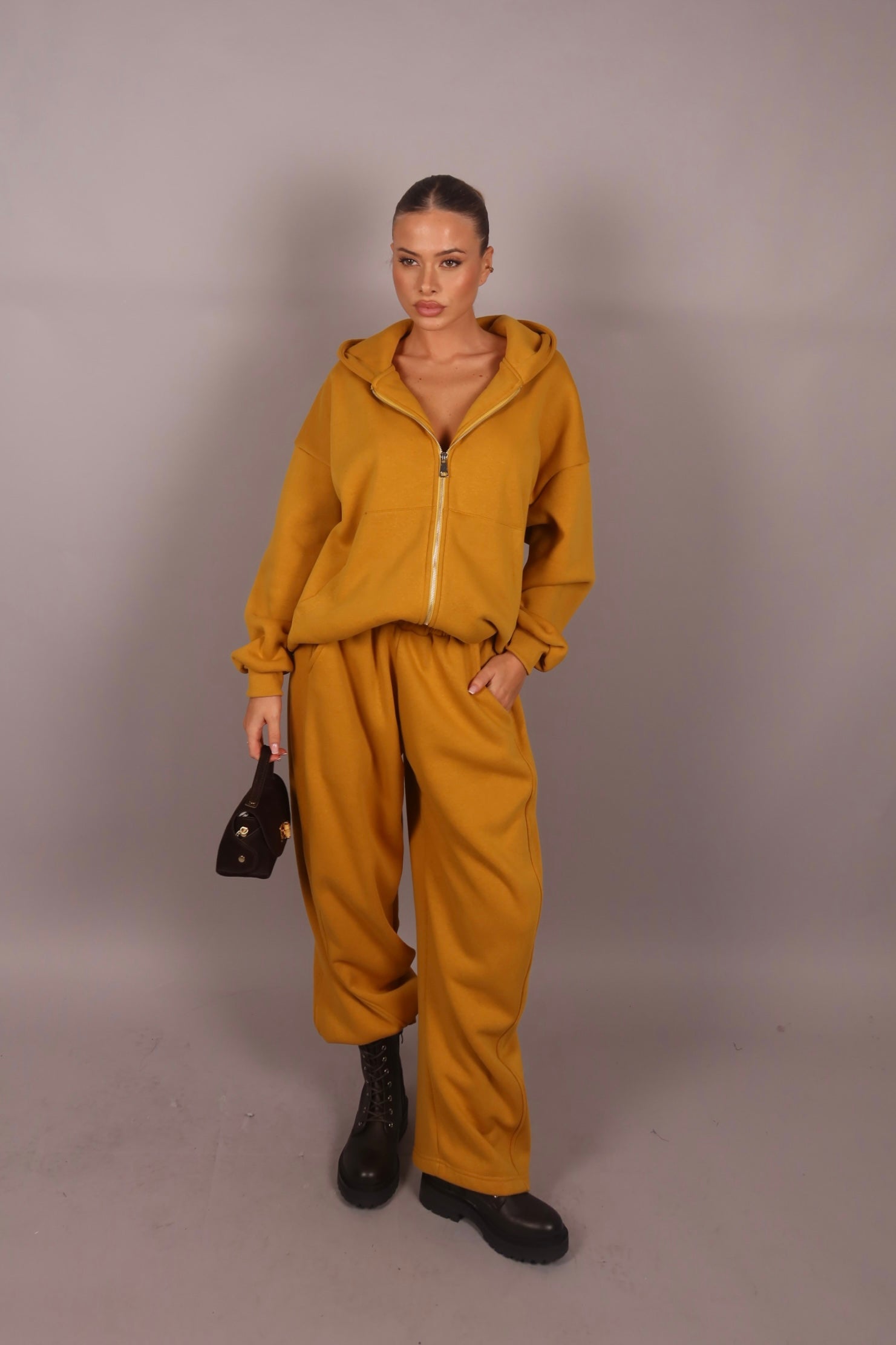 Coordinato di tuta just west pantalone palazzo senape