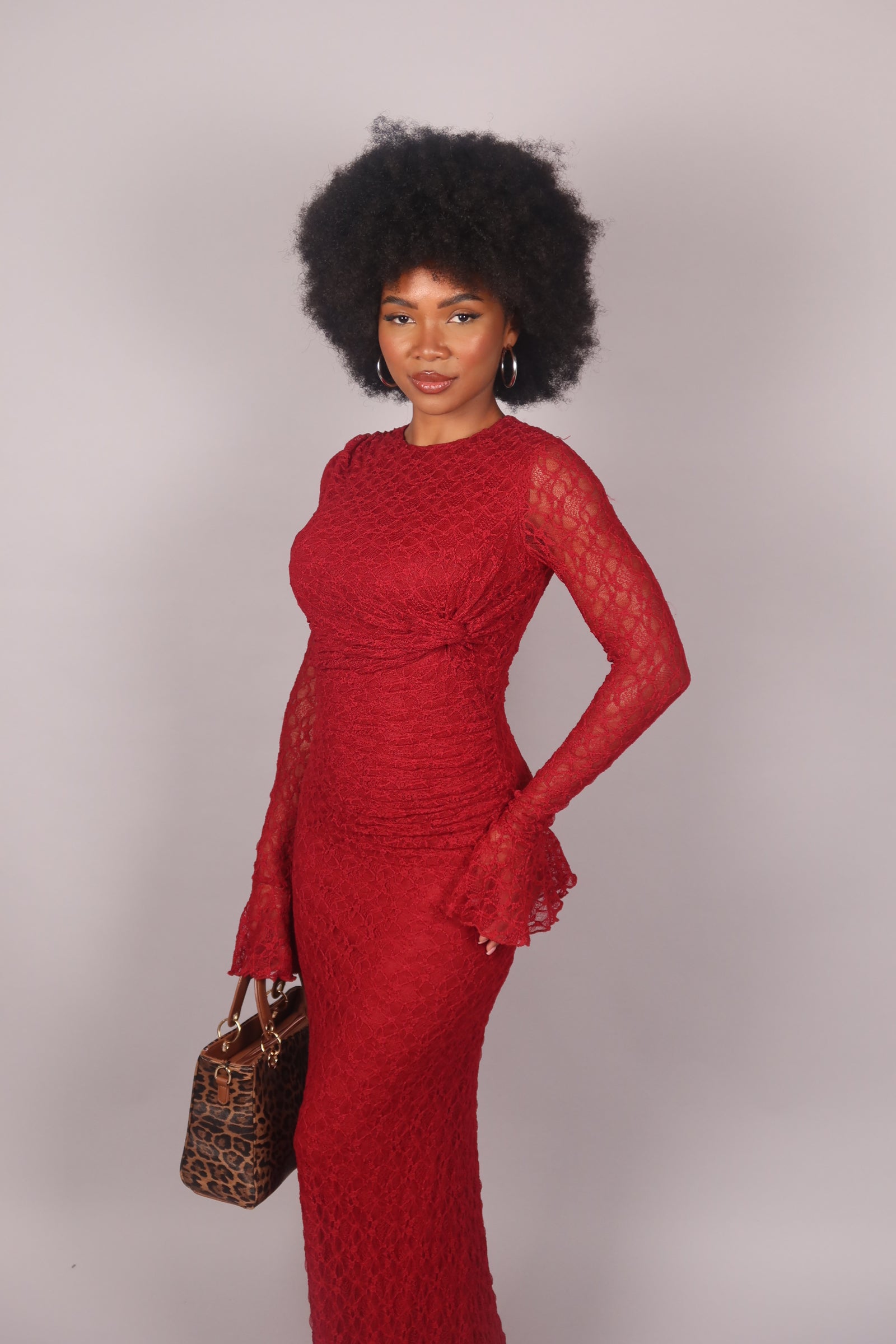 Dress in pizzo con drappeggio bordeaux