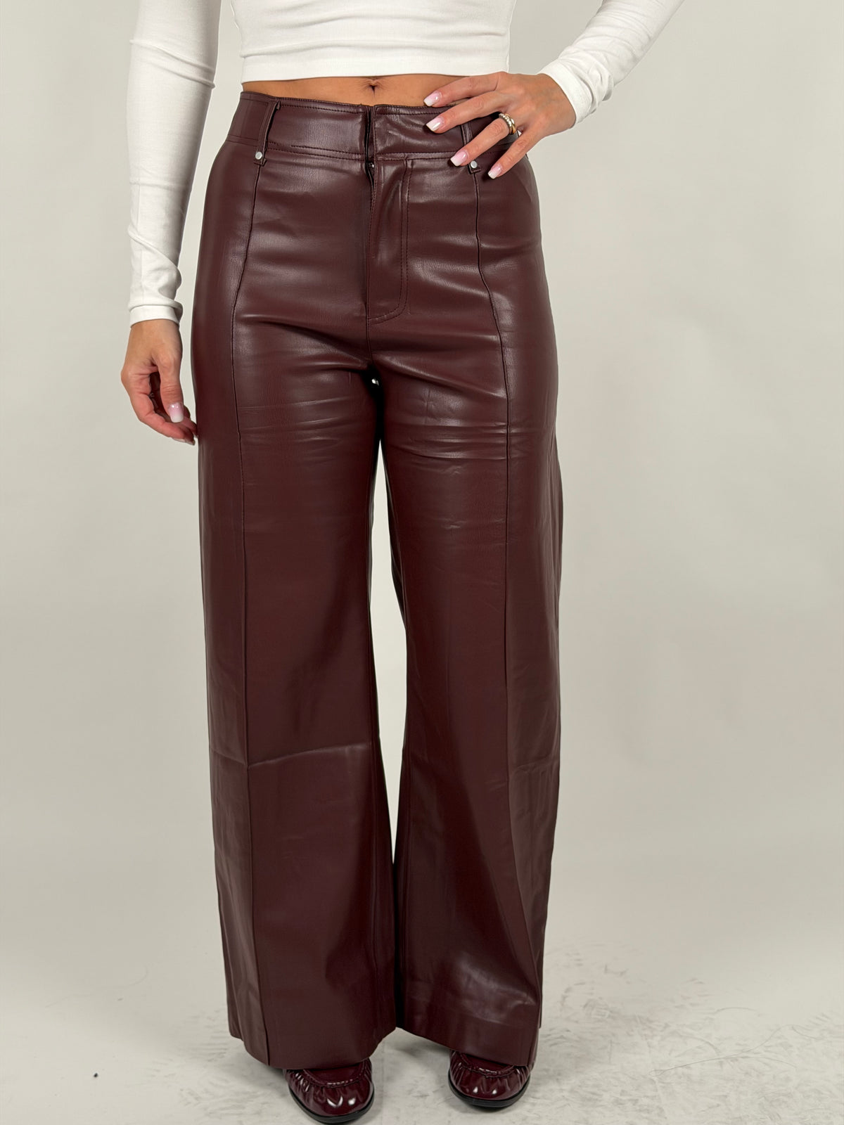 Pantalone in pelle bordeaux