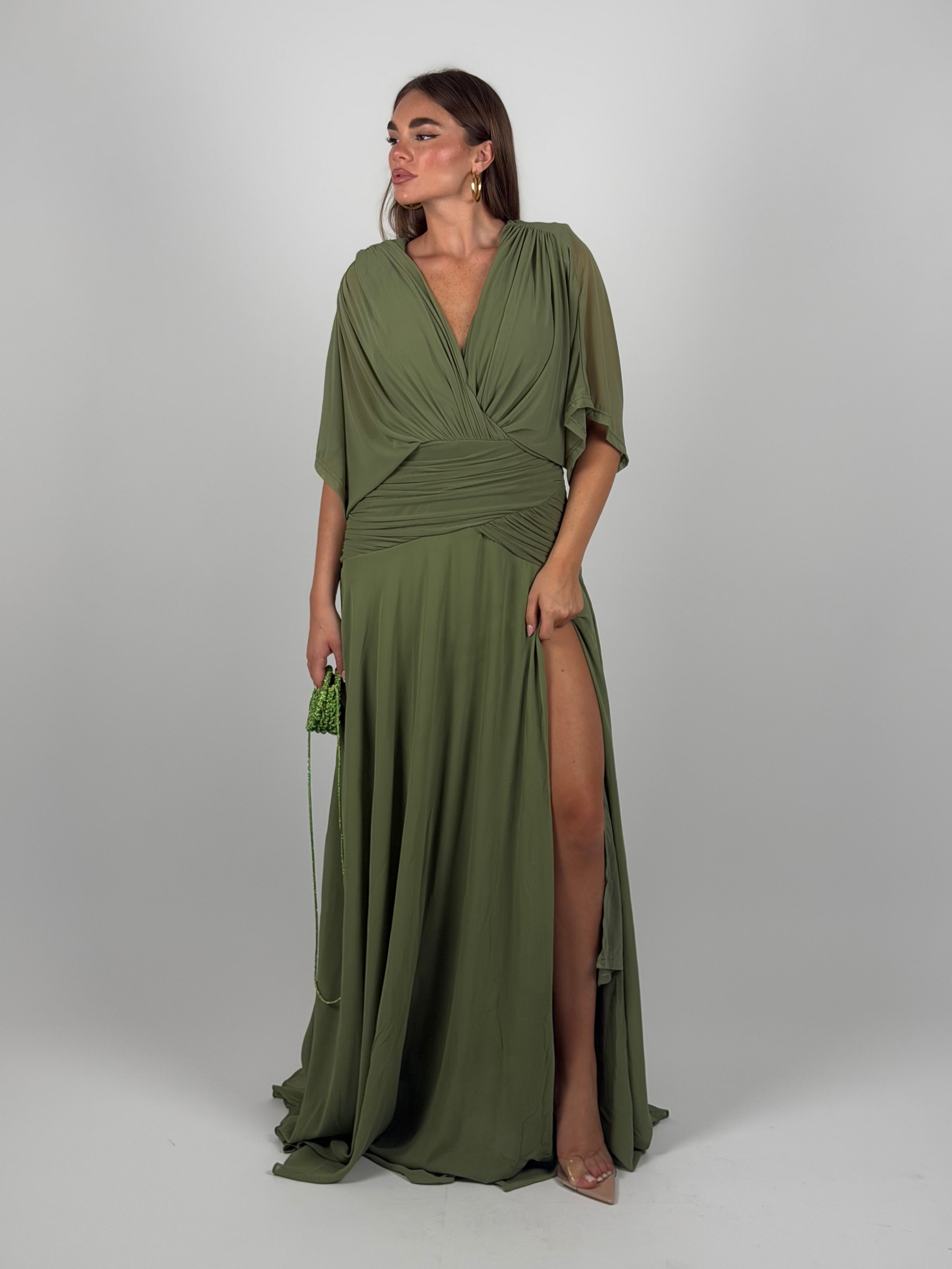Dress in chiffon curvy verde