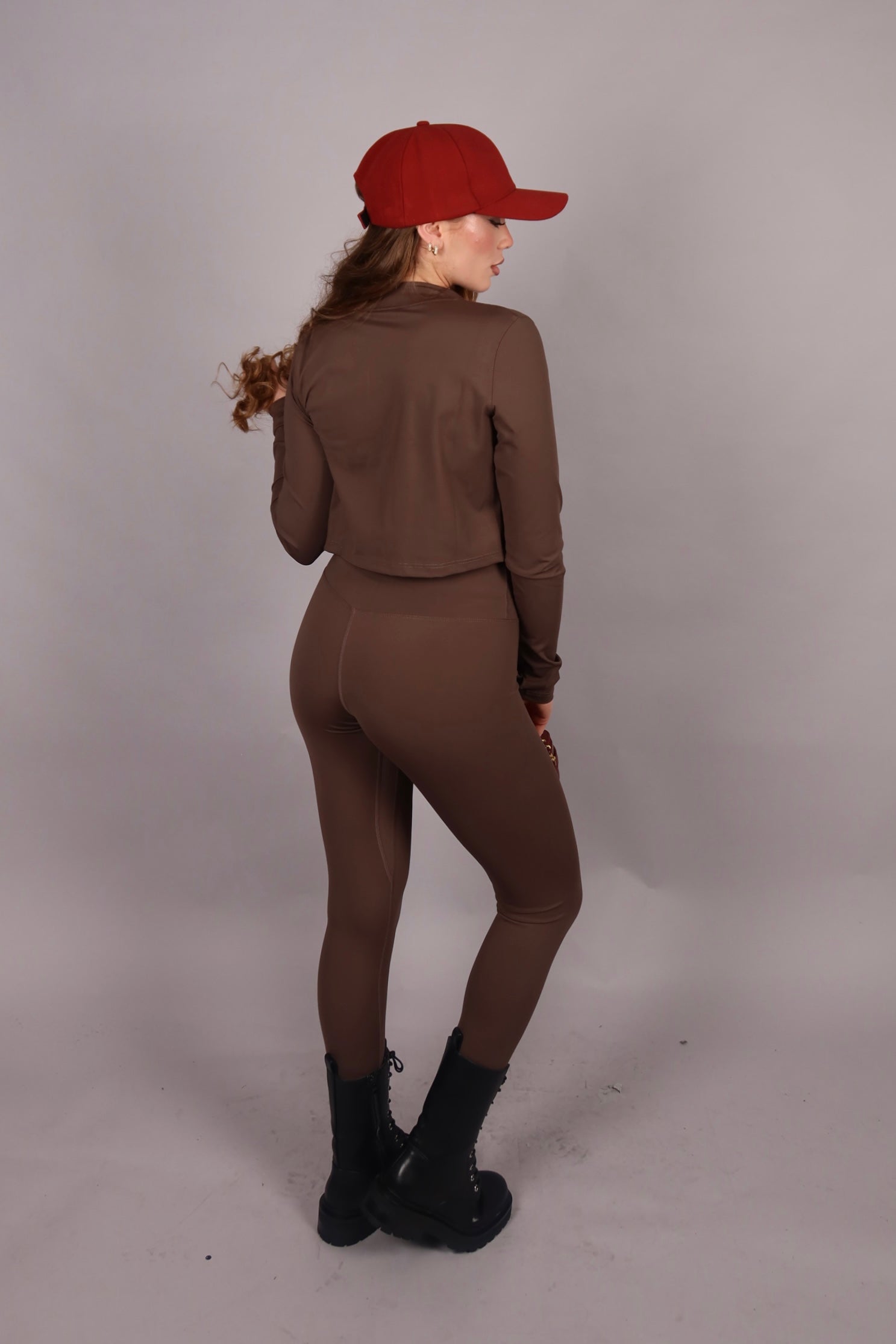 Coordinato gym tre pezzi marrone